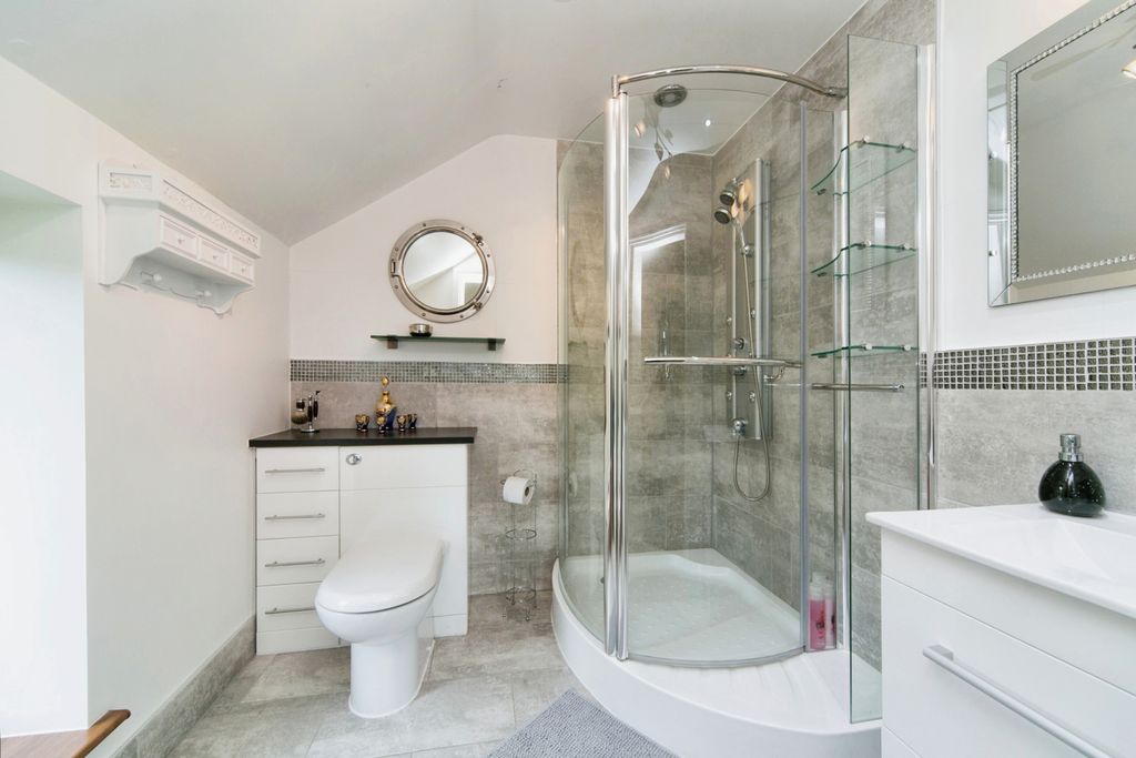 Additional image 10 of 6 bed detached house for saleDinorwic, Caernarfon, Gwynedd LL55