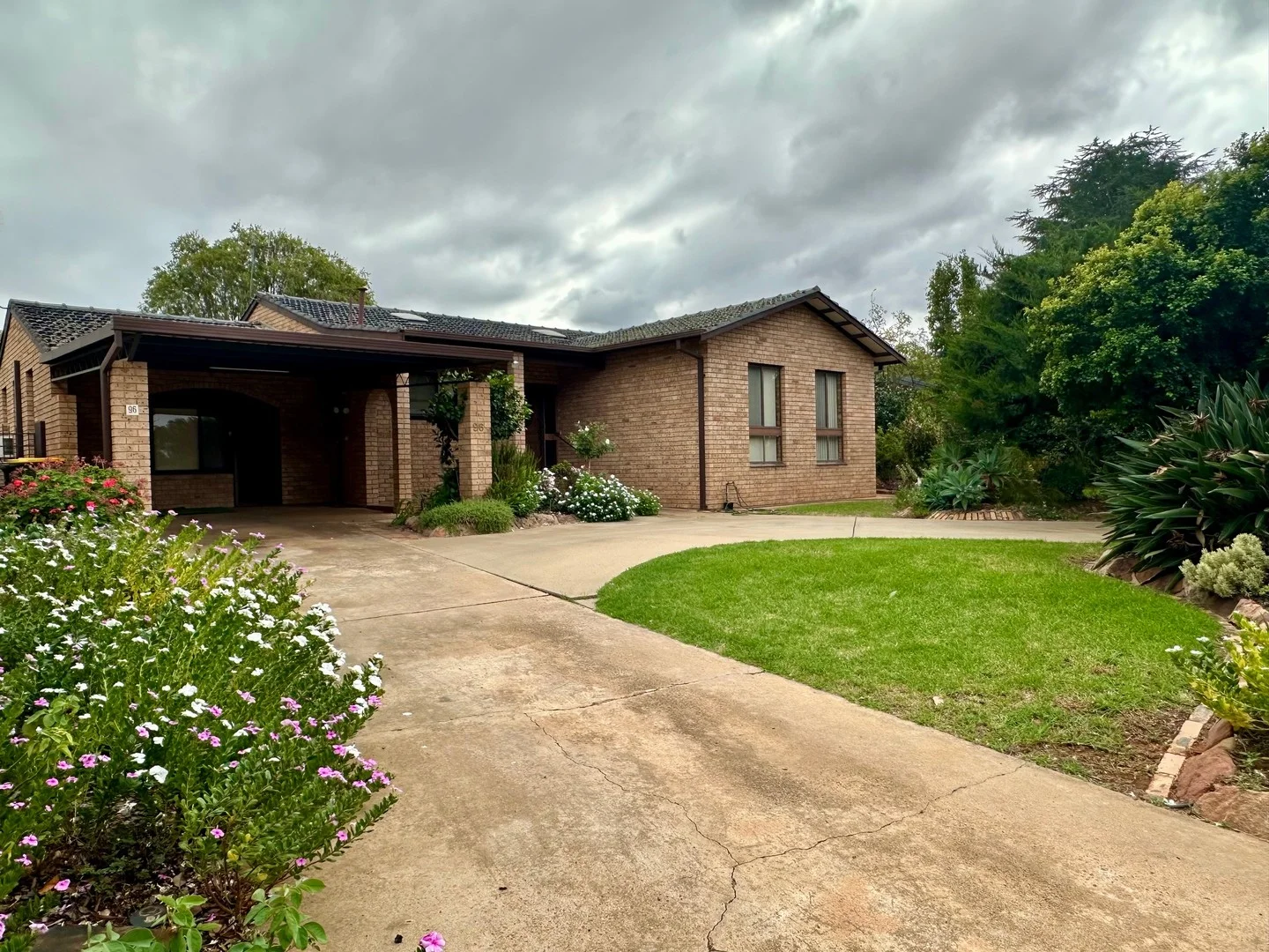 96 Blumer Avenue, Griffith NSW 2680