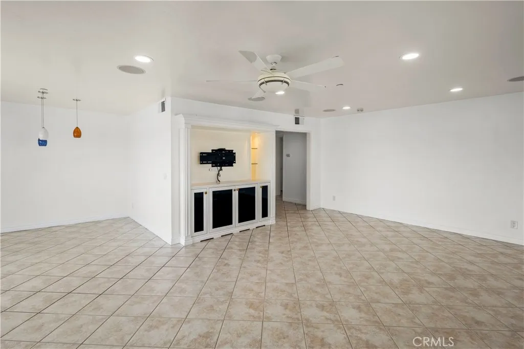 Additional image 76 of 2872 Coast Circle Unit 104, Huntington Beach, CA 92649