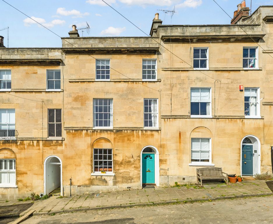 4 bed terraced house for saleHighbury Place, Bath BA1