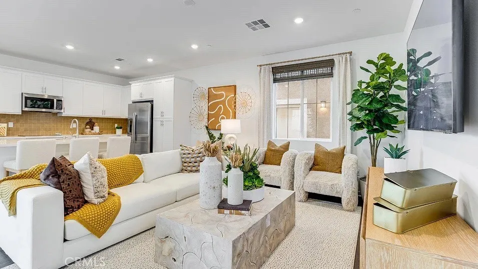 Additional image 28 of 1360 Thunderbolt Lane, Rialto, CA 92376