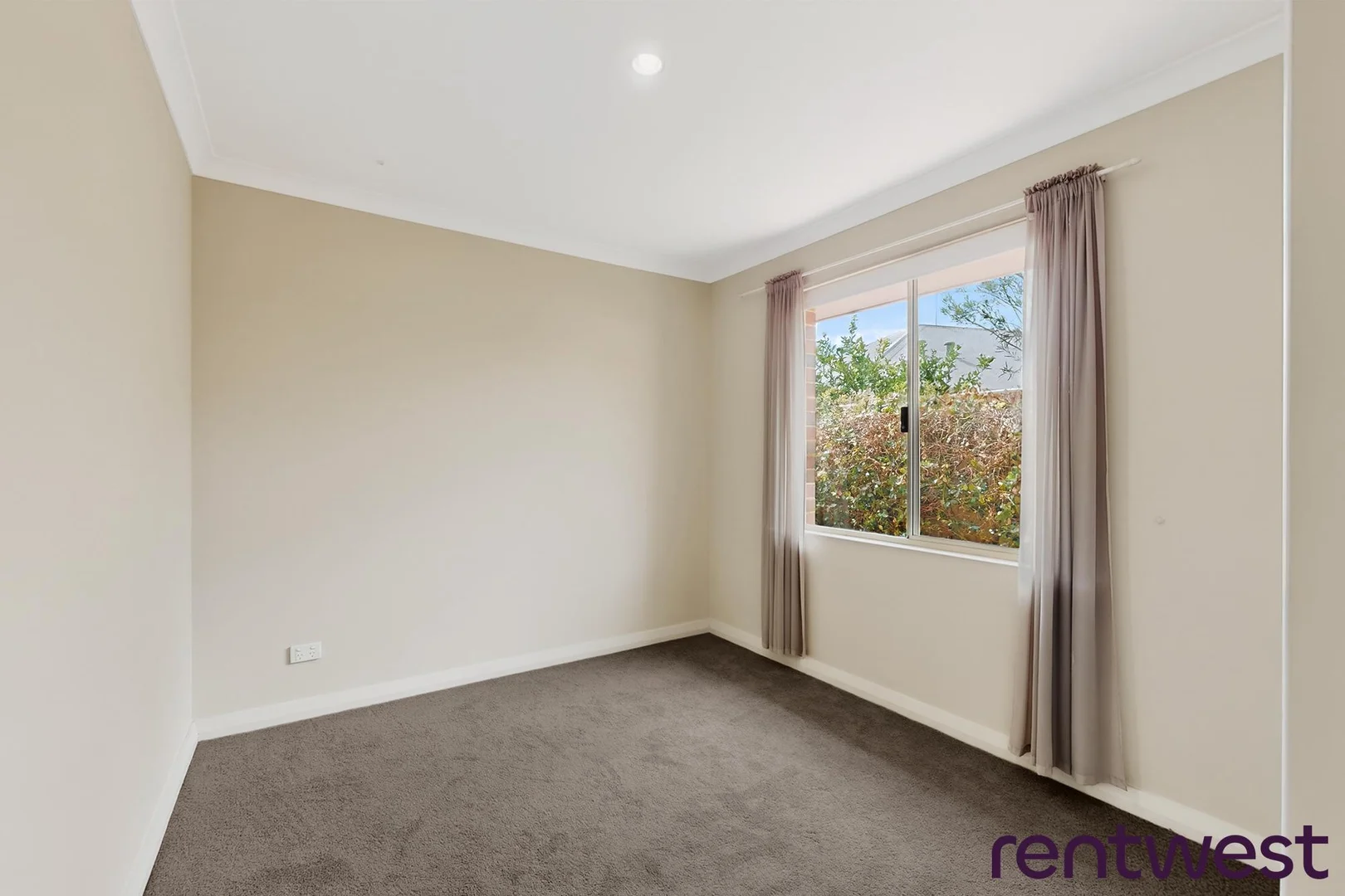 Additional image 10 of 2/45 Towncentre Drive, Thornlie WA 6108