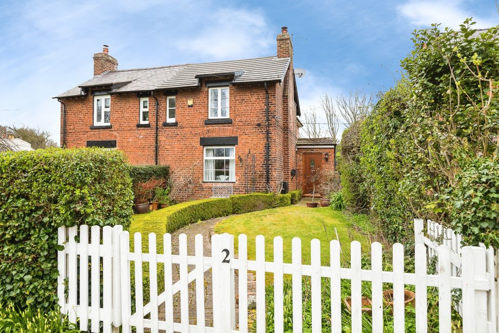 3 bed semi-detached house for saleThe Nook, Chester CH2