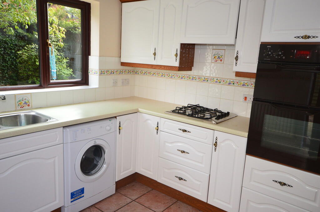 Drew Close, Talbot Village photo 3
