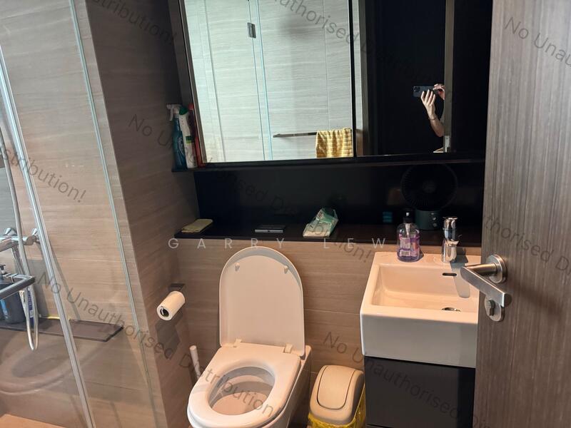 91 Prince Charles Crescent photo 2