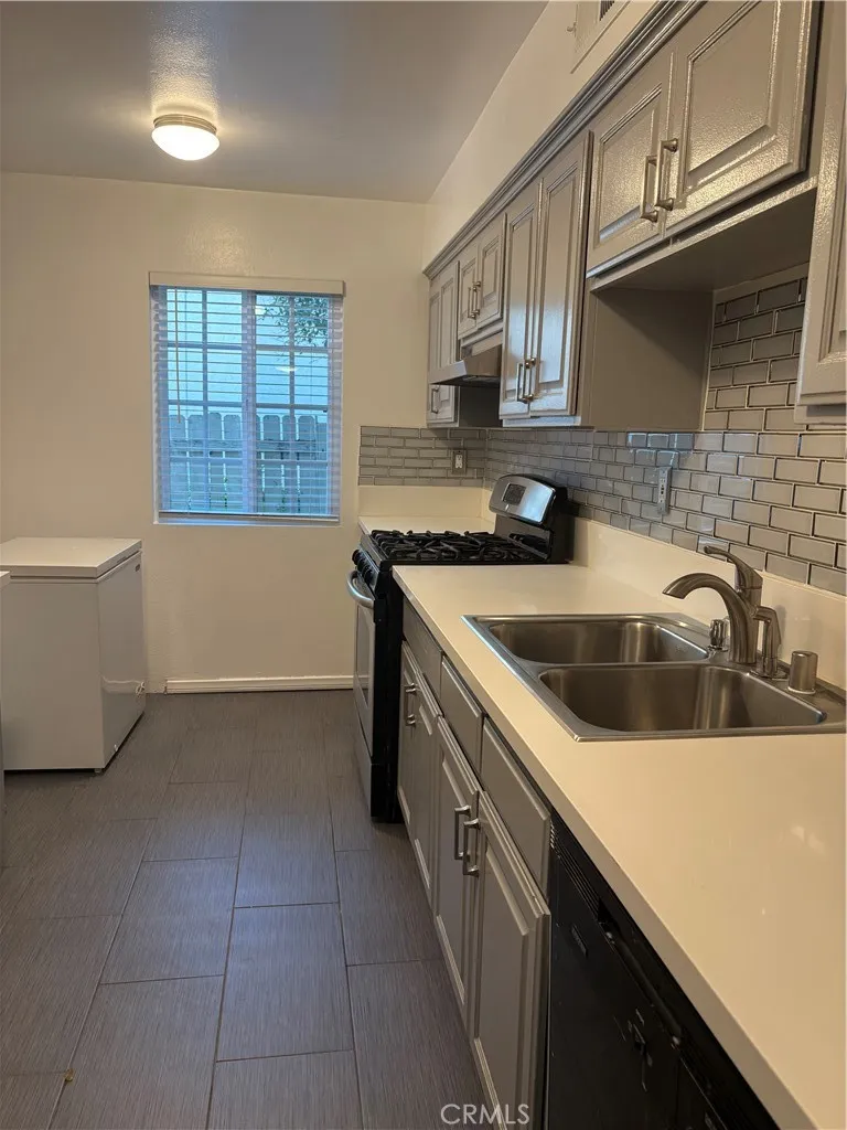 Additional image 36 of 8105 Canby Unit 4, Reseda, CA 91335