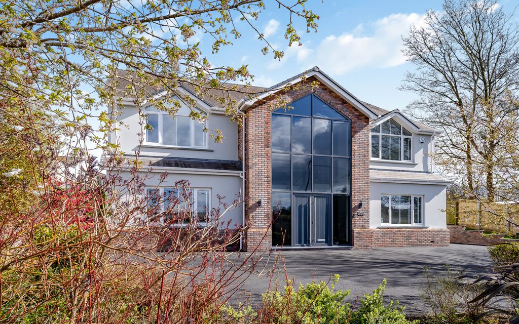 6 bed detached house for saleSwiss Valley, Llanelli SA14