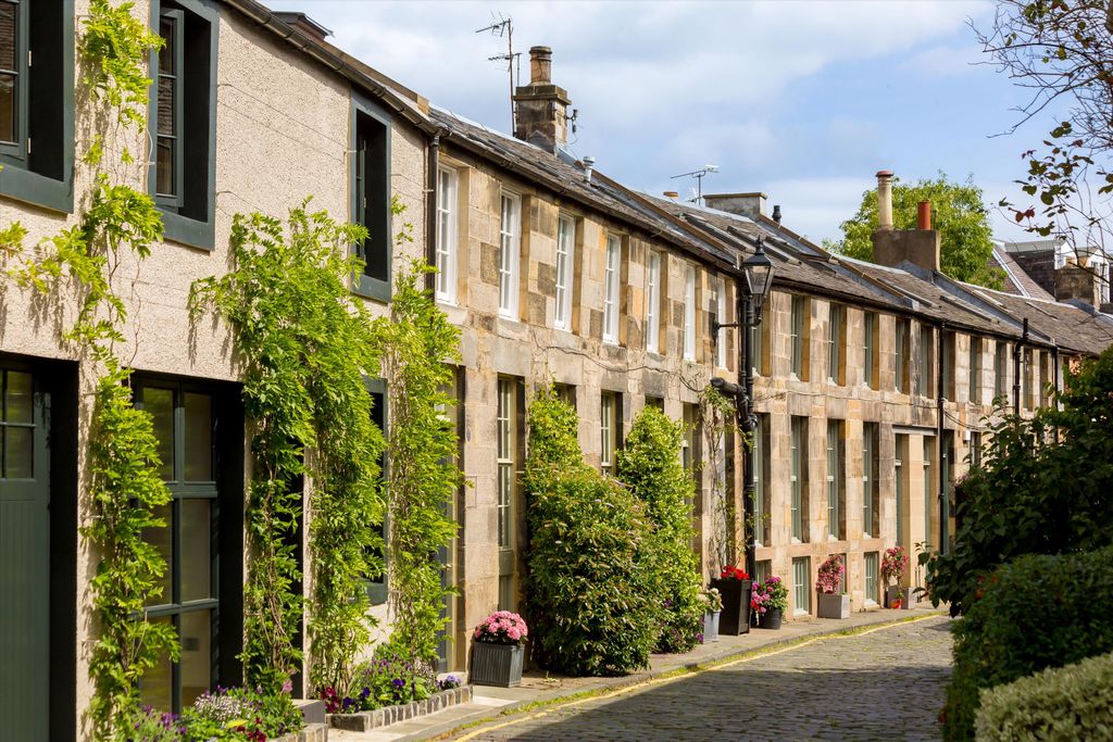 Additional image 4 of 2 bed flat for saleCircus Lane, Edinburgh EH3