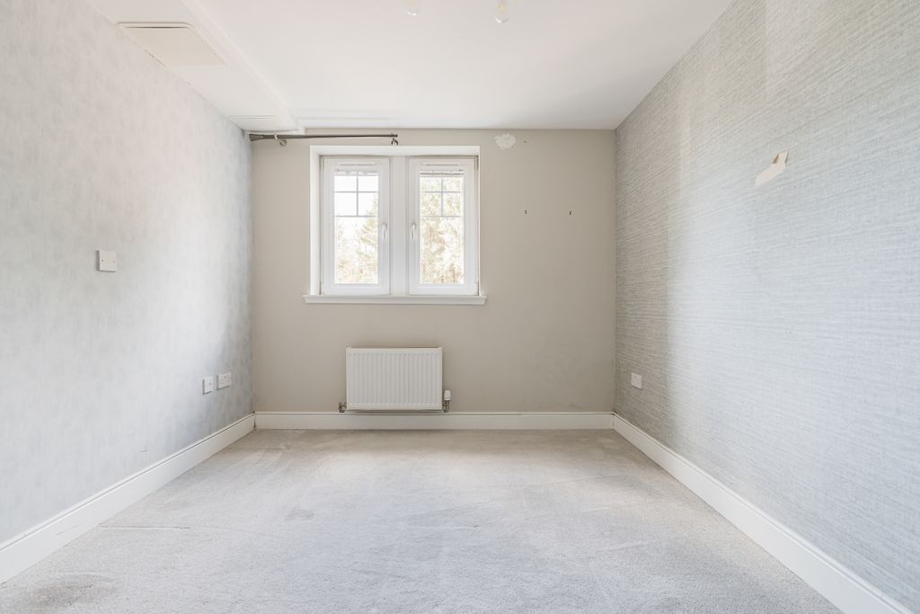 Additional image 4 of 2 bed flat for sale125 Eagles View, Livingston EH54