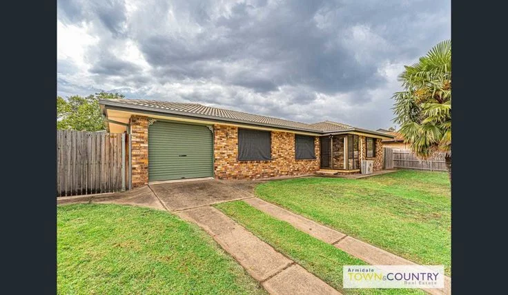 12 Kennedy Street, Armidale NSW 2350