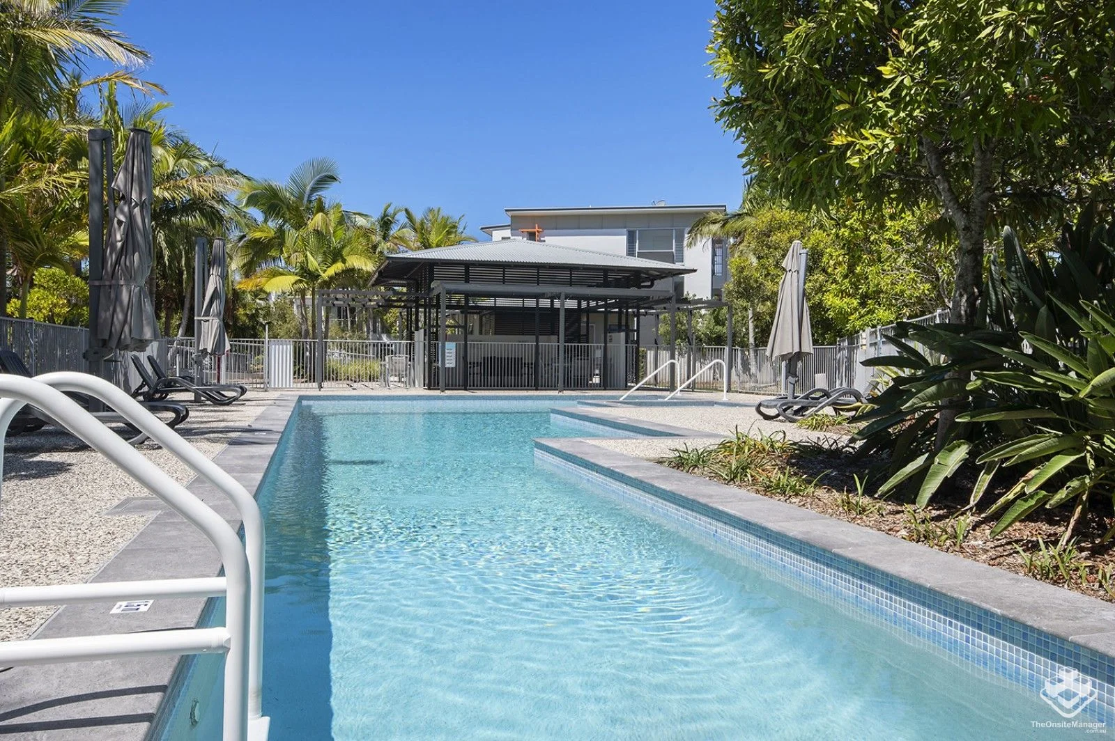 10 Grand Parade, Kawana Island QLD 4575