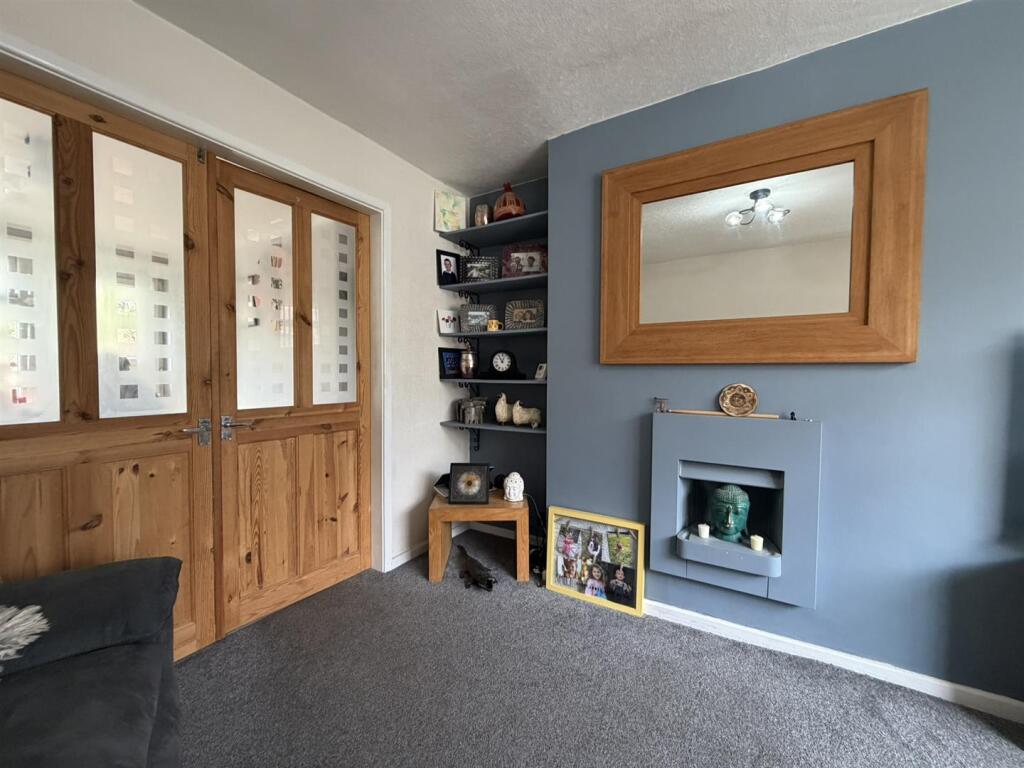 Glenhurst Avenue, Keighley photo 4