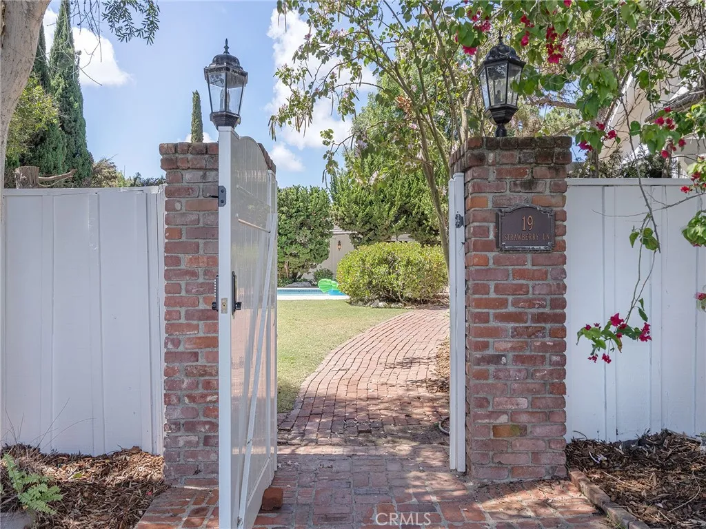 Additional image 17 of 19 Strawberry Lane, Rolling Hills Estates, CA 90274