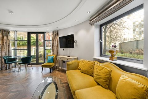 Horsley Court, Montaigne Close SW1P