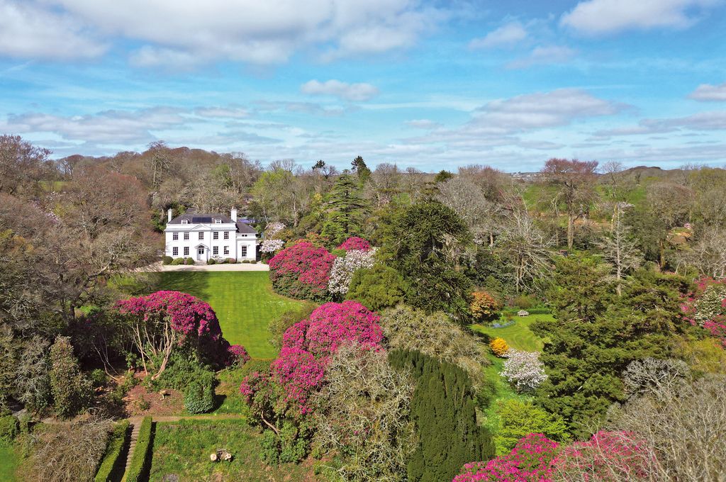 5 bed detached house for saleNear Mawnan Smith, Falmouth, South Cornwall TR11