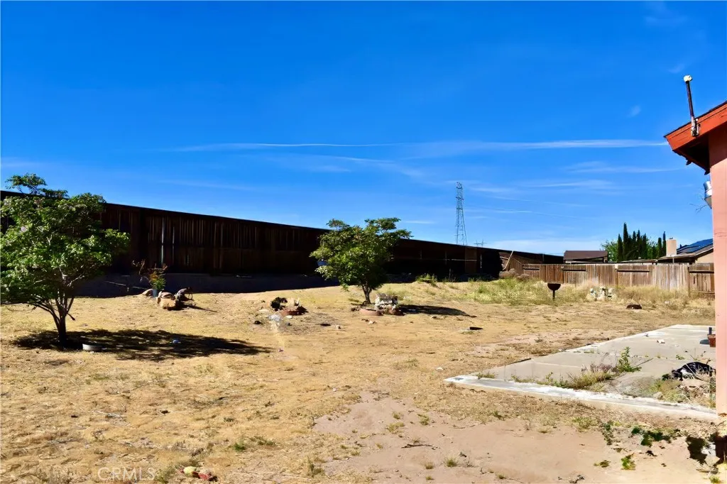 17816 Tahoe Court, Adelanto, CA 92301