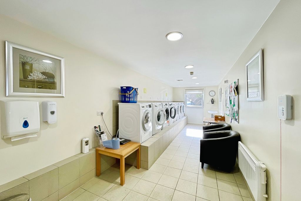Additional image 18 of 2 bed flat for saleLys Lander, Tregolls Road, Truro, Cornwall TR1
