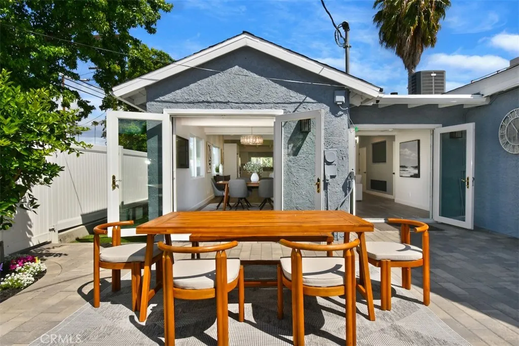 Additional image 105 of 15576 Hesby St, Encino, CA 91436