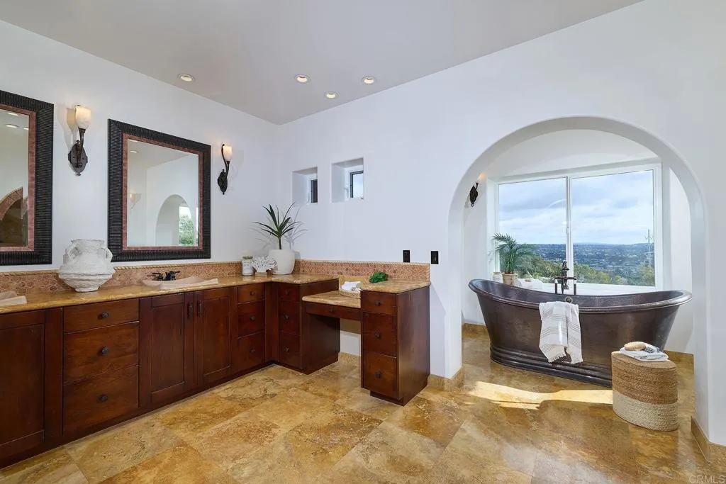 Additional image 37 of 6811 Vianda Court, Carlsbad, CA 92009