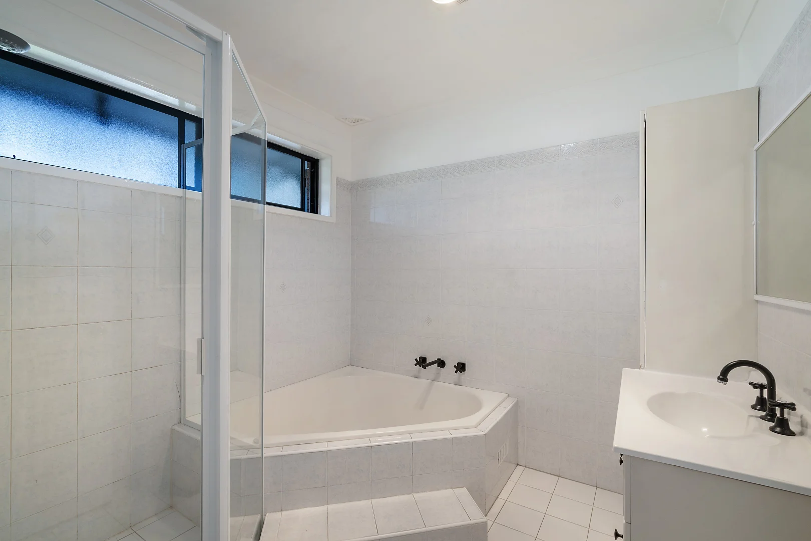 Additional image 5 of 34 Snowdon Crescent, Smithfield NSW 2164