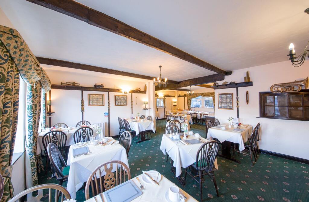 Dalesgate Hotel & Restaurant  406 Skipton Road Utley KEIGHLEY West Yorkshir photo 4