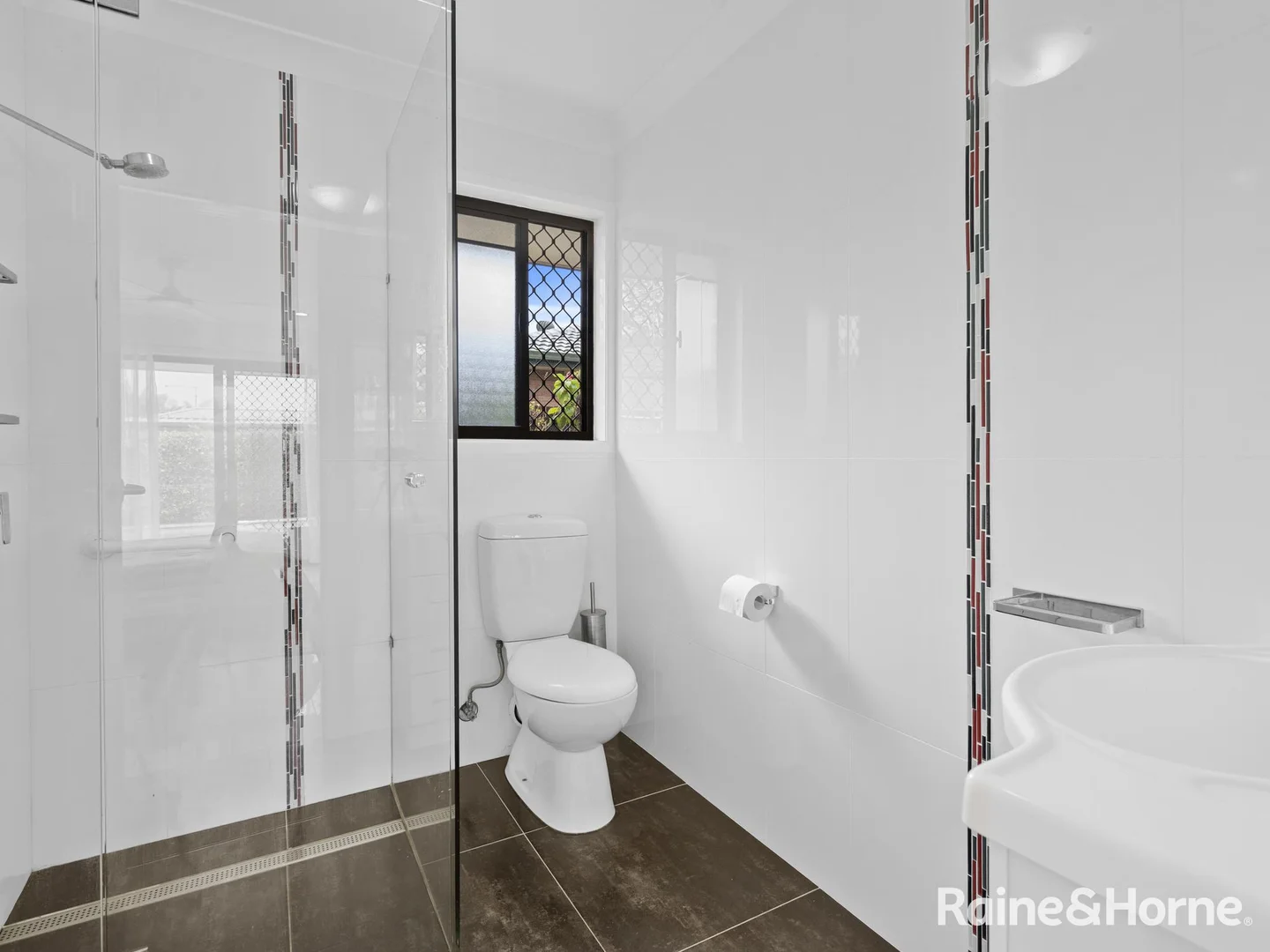 Additional image 11 of 45-47 Cane Street, Redland Bay QLD 4165
