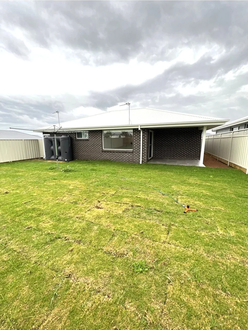 Additional image 10 of 115 Champagne Drive, Dubbo NSW 2830
