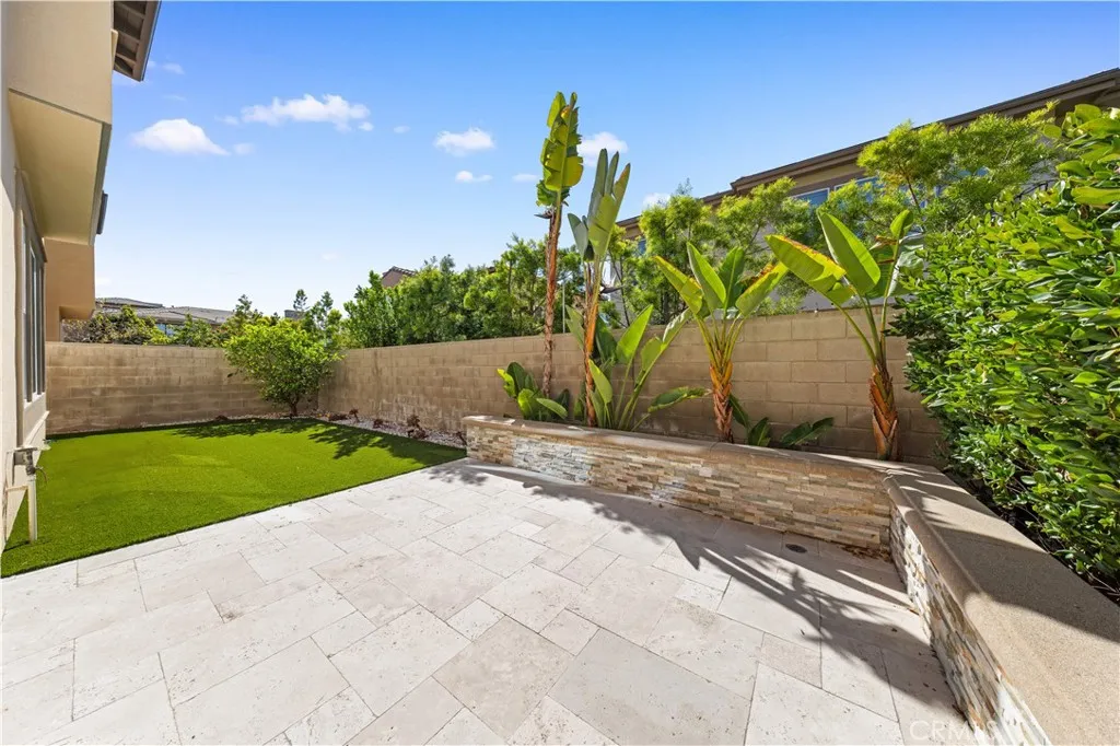 Additional image 32 of 91 Pelican Ln, Irvine, CA 92618
