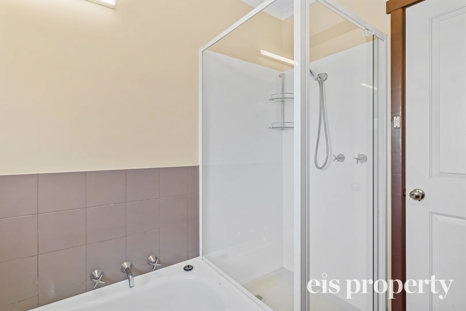 Additional image 23 of 16 Delwood Drive, Lutana TAS 7009