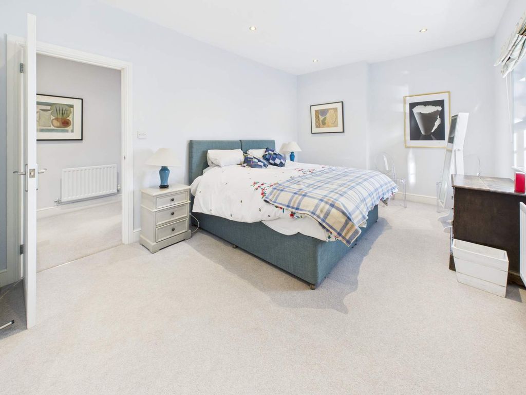 Additional image 42 of 8 bed detached house for saleCardiff Castle Grounds, Blackweir, Cardiff CF10