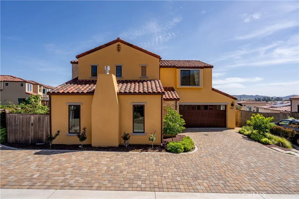 3062 Arezzo Dr, San Luis Obispo, CA 93401 photo 2
