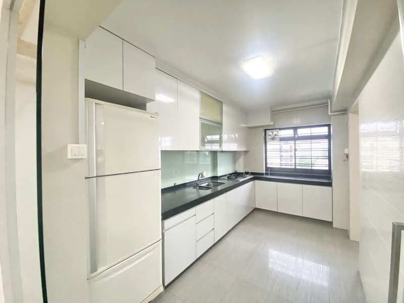 578 Hougang Avenue 4 photo 5