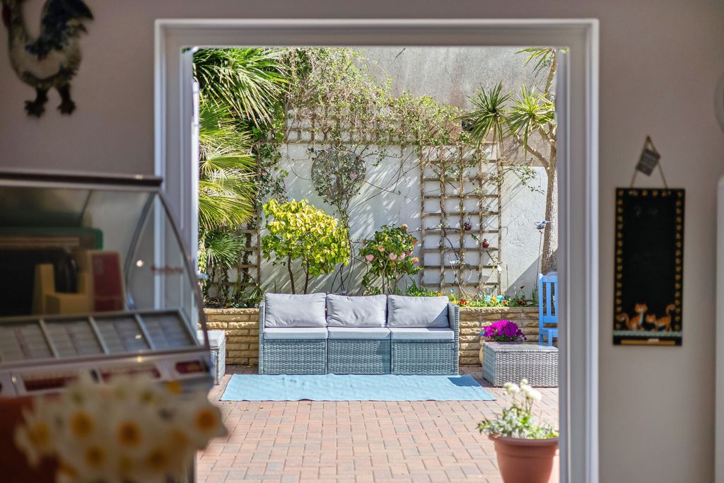 Additional image 8 of 4 bed semi-detached house for saleWestbourne Villas, Hove BN3