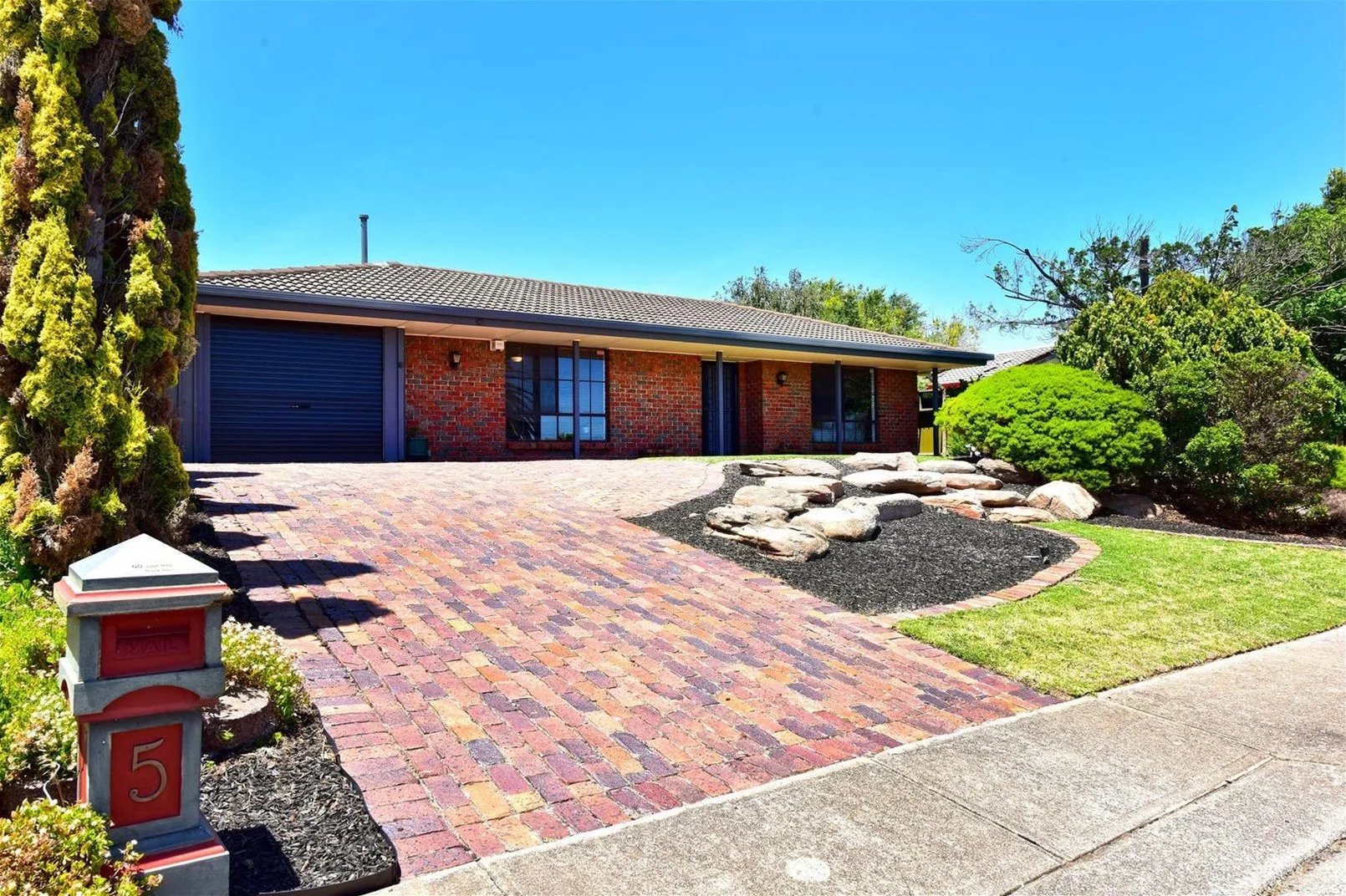 5 Glenway Road, Hallett Cove SA 5158