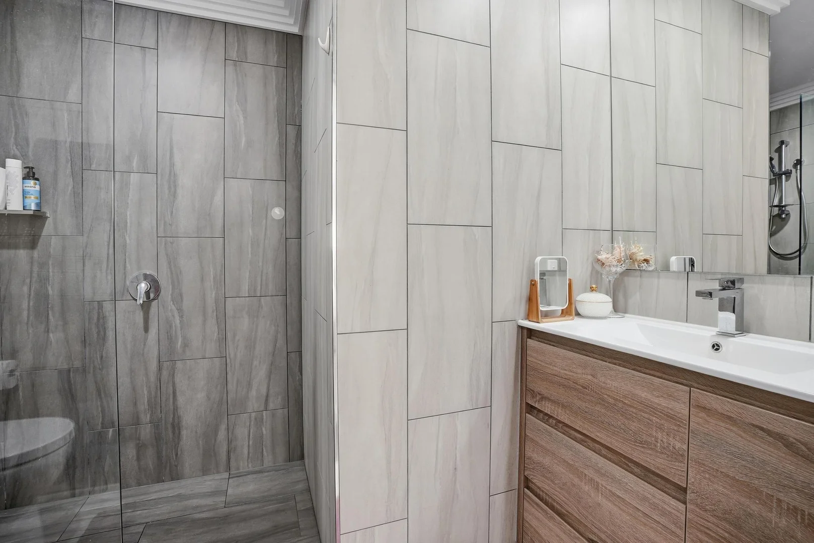 Additional image 19 of 39 Ironbark Street, Elanora QLD 4221