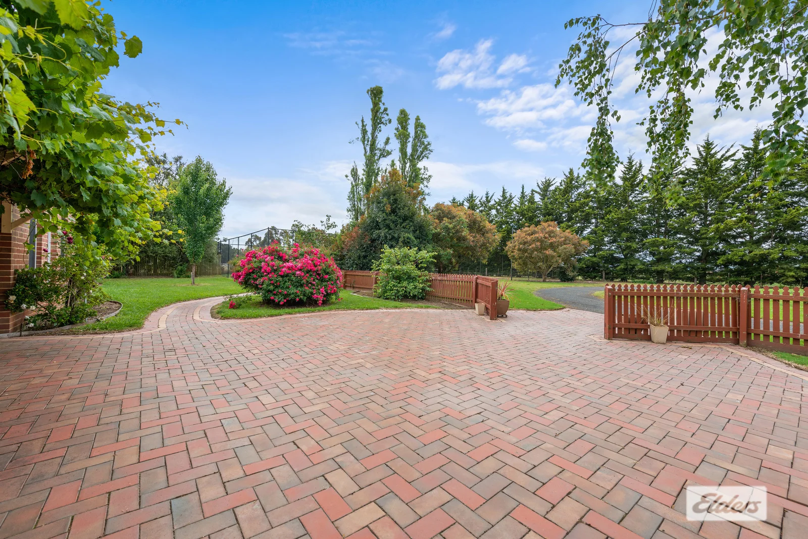 Additional image 17 of 301 Princes Highway, Sale VIC 3850
