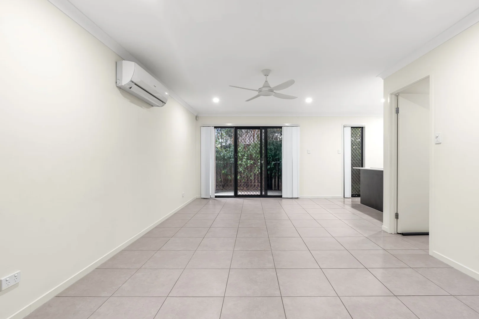 Additional image 2 of 1/6 Carnarvon Avenue, Springfield Lakes QLD 4300