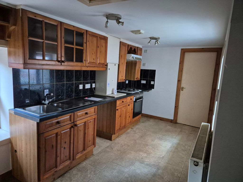 Additional image 2 of 4 bed maisonette for saleCommercial Street, Coupar Angus PH13