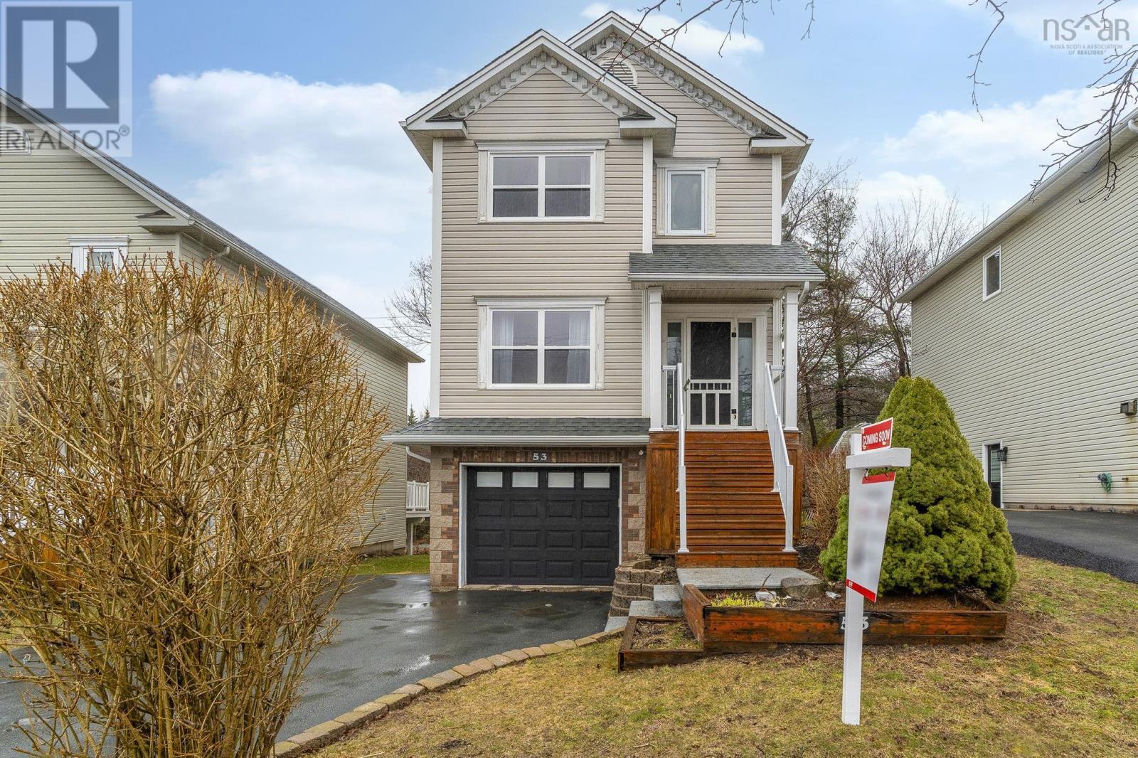 53 Heathside Crescent