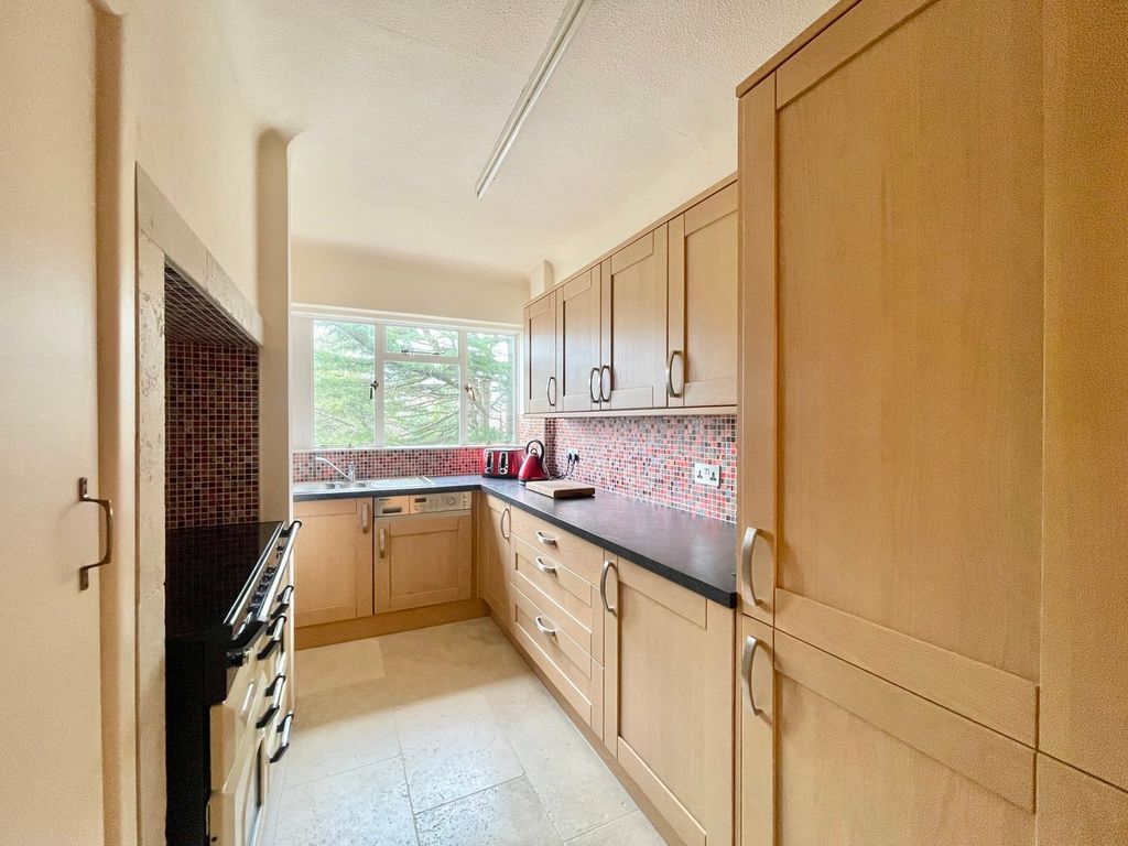 Additional image 4 of 2 bed flat for saleGervis Road, East Cliff, Bournemouth BH1