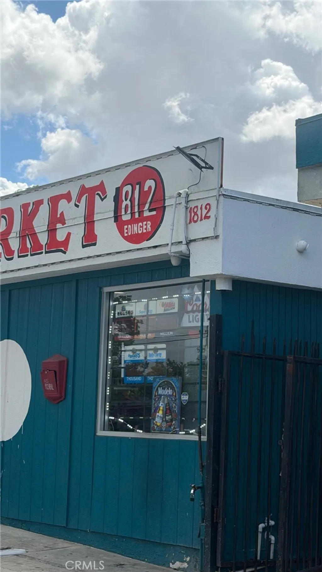 1812 W Edinger Ave, Santa Ana, CA 92704