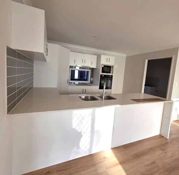 Additional image 4 of 14a Penrose Avenue, Redland Bay QLD 4165