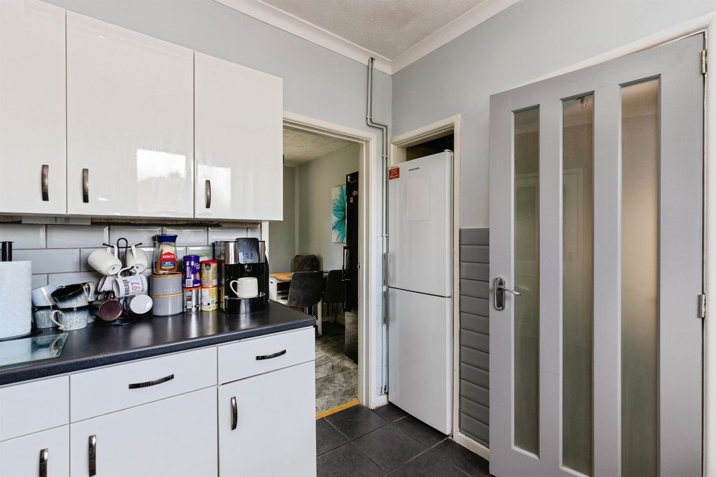 Additional image 9 of 3 bed semi-detached house for saleMaclean Road, Bournemouth BH11