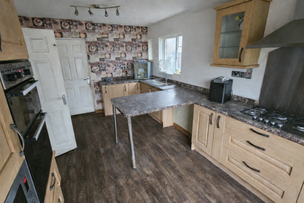 Additional image 4 of Broadstone Way, Bradford, BD4 9BJ