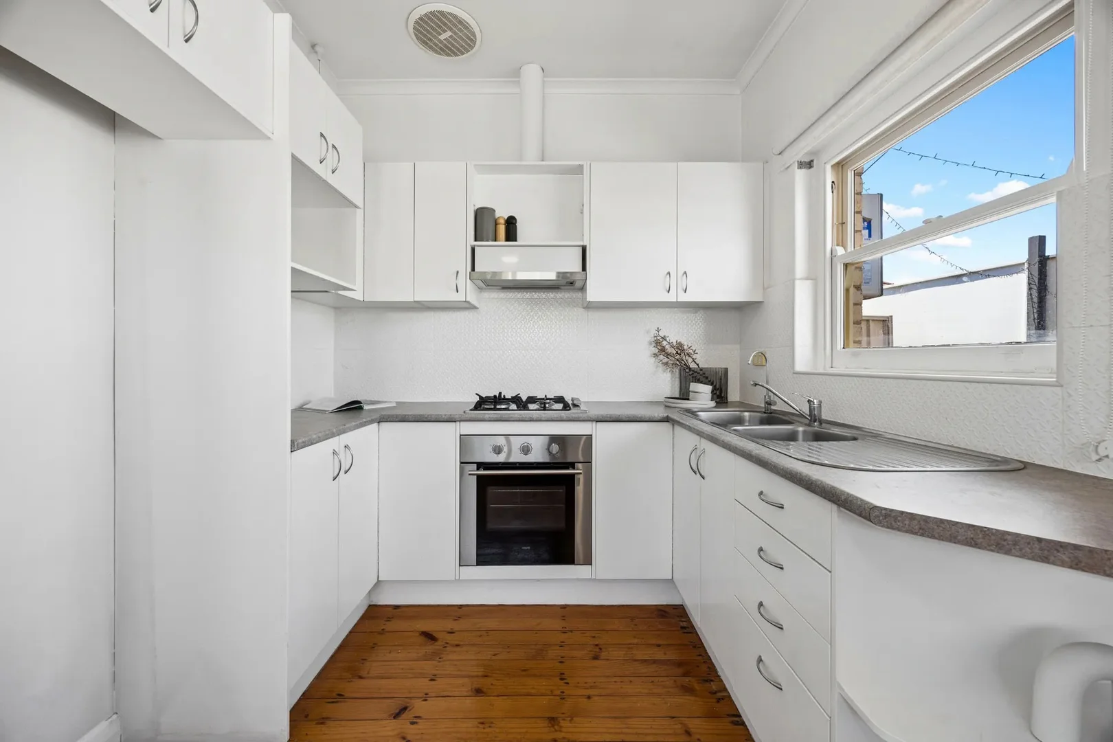 Additional image 9 of 4/9 Pine Ave, Glenelg North SA 5045