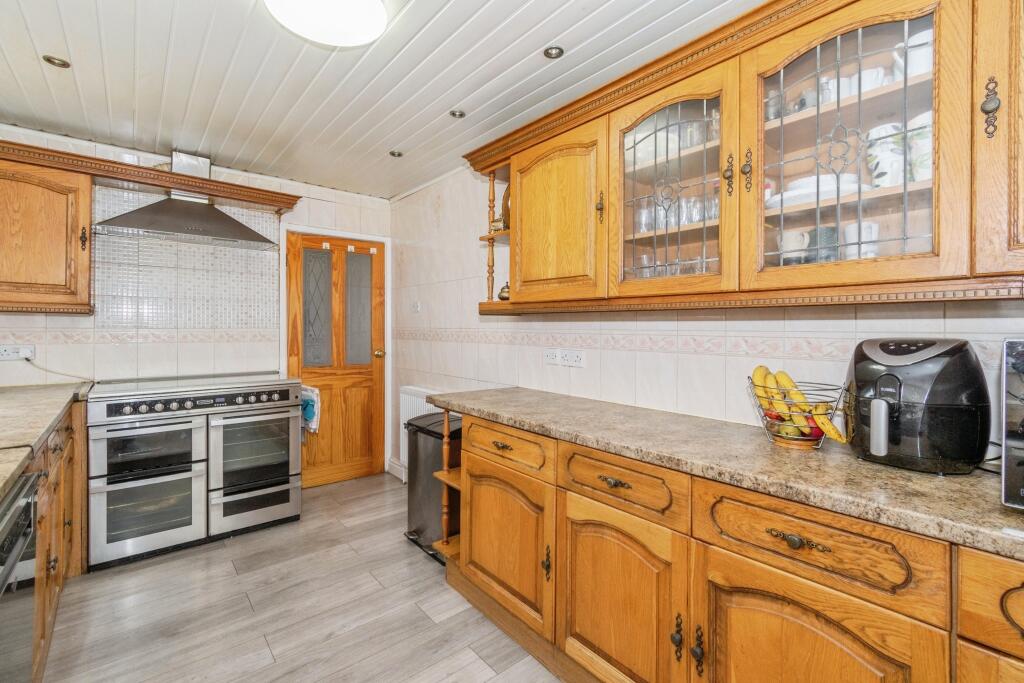 Additional image 13 of Chippendale Rise, Bradford, BD8