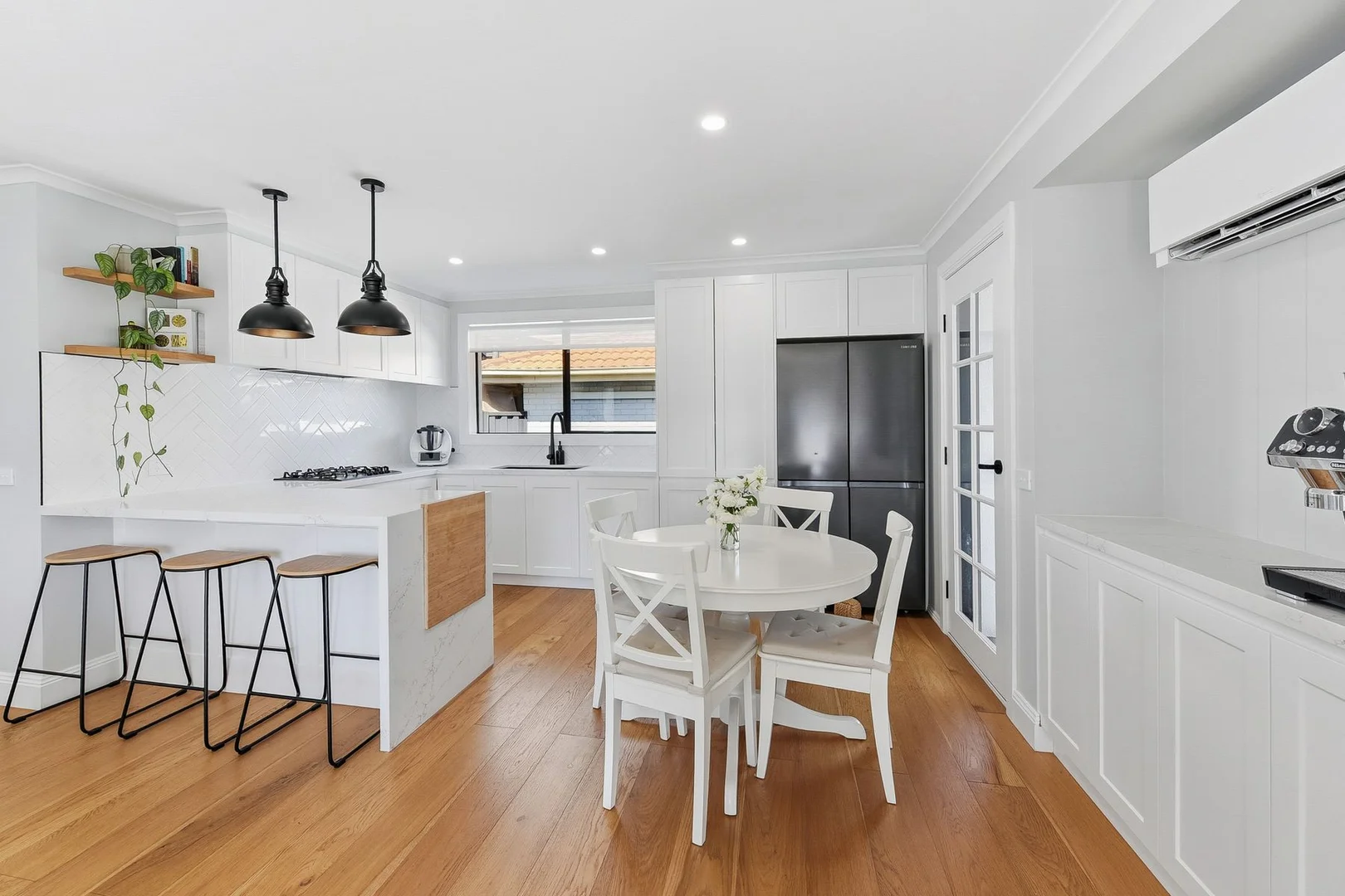 Additional image 3 of 71 Crossdale Rise, Endeavour Hills VIC 3802