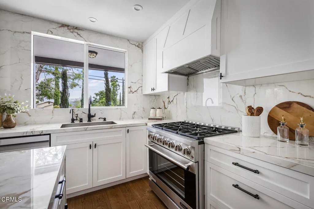 Additional image 16 of 11211 Osborne Street, Sylmar, CA 91342