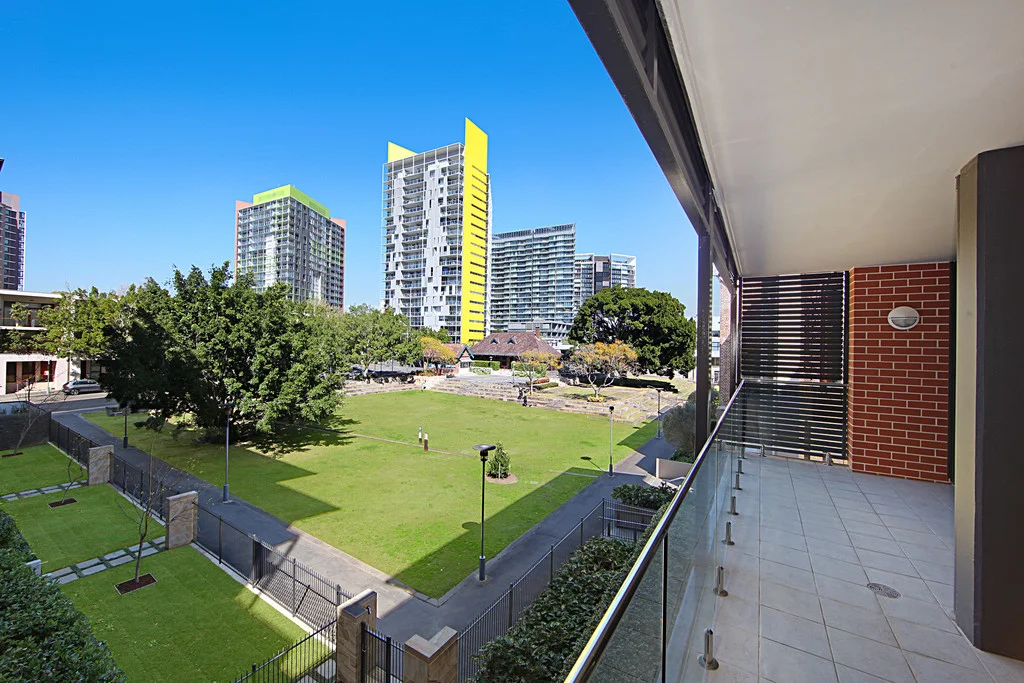 Level7/41 Refinery Drive, Pyrmont NSW 2009 photo 2