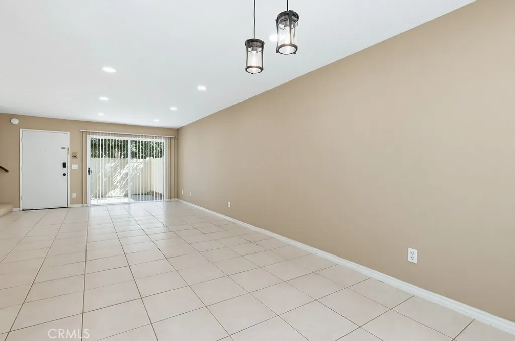 Additional image 23 of 19018 Sherman Way Unit 110, Reseda, CA 91335